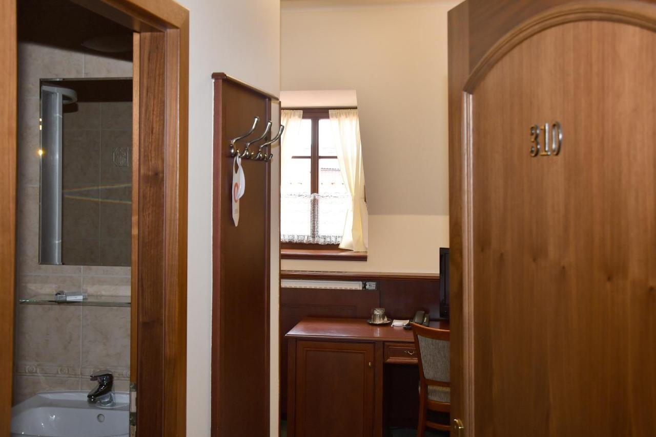 Hotel Buchlovice Zewnętrze zdjęcie